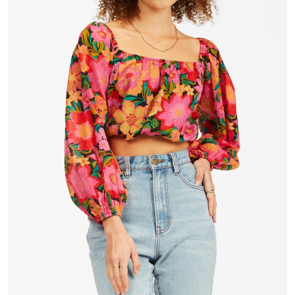 Billabong Sun Daze Top. NWT. Small.